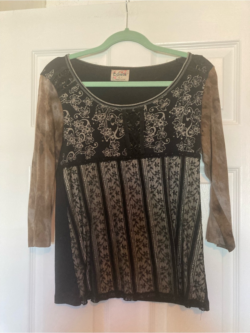 Edista Black & Taupe Mixed-Print Scoop Neck Top, Size Large